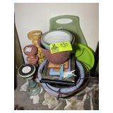 GROUP OF DECORATIVE ITEMS, POTS, CANDLE HOLDERS, E
