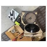 GROUP OF RECORDS, VINTAGE HAIR DRYER, AND RC121 RE