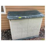 RUBBERMAID OUTDOOR STORAGE UNIT, 60 IN X 30 IN X 4