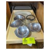 GROUP OF SMALL SERVING DISHES, MEASURING CUP, ETC