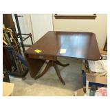 DROP LEAF TABLE, 40 IN X 18 IN X 29 IN WITH TWO 21