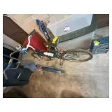 SCHWINN MAXIMIZER BICYCLE, GARAGE