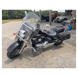 2005 SUZUKI BOULEVARD MOTORCYCLE.