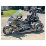 2004 HONDA GOLDWING TRIKE 1800.