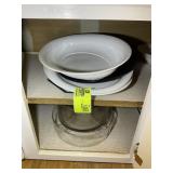 GROUP OF PLASTIC SERVING PLATTERS AND GLASS SERVIN