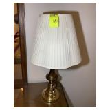BRASS COLORED TABLE LAMP, 30 IN TALL