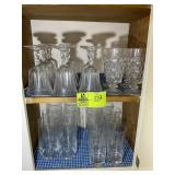 GROUP OF ASSORTED GLASSWARE