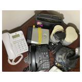 GROUP OF ELECTRONICS, PHONES, SPEAKERS, RADIO, GAM