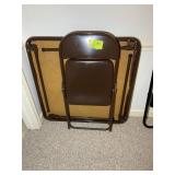 CARD TABLE WITH 1 CHAIR