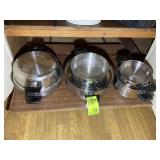 GROUP OF POTS AND PANS BY BROIL QUEEN