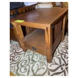 END TABLE 23 IN X 27 IN X 22 IN, NO CONTENTS