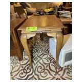 ONE DRAWER END TABLE, 18 IN X 28 IN X 24 IN, NO CO