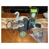 GROUP OF DECORATIVE ITEMS, BOOK ENDS, CANDLE, ETC