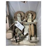 TOTE WITH METAL CASTERS AND LAMP
