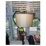 FLOOR LAMP 66 IN TALL AND CAN ACCENT LIGHTS