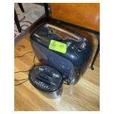 FELLOWES PAPER SHREDDER AND AURORA PAPER SHREDDER