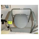 POTTY CHAIR