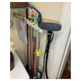 GROUP CONTAINING BROOMS, DUST MOPS, STEAMER