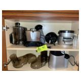 LARGE GROUP OF JUICERS, BULLETT EXPRESS