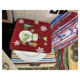 LARGE GROUP OF SERVING TRAYS, VARIOUS SIZES