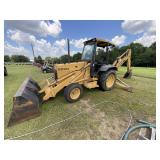 FORD 555D BACKHOE 4 CYLINDER DIESEL 88 IN FRONT BU