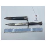 DAGGER STYLE KNIFE WITH WOOD HANDLE, APPROX 8 IN B