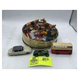 10 WITH MISCELLANEOUS METAL TOYS CARS HORSES ETC