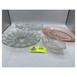 GROUP INCLUDING CLEAR AND PINK GLASS SERVING PIECE