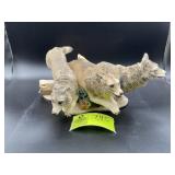 UNITED DESIGNS CLASSIC CRITTERS WOLFPACK FIGURINE