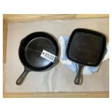 10.5 IN CAST IRON SKILLET, PHILLIPE CAST IRON GRID