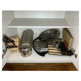 CONTENTS OF CABINET INCLUDING GRILLING ITEMS, BASK