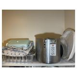 STOCK POT AND ALUMINUM PANS