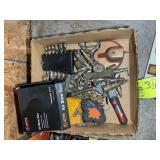GROUP INCLUDING AIR FITTINGS, RATCHET, WRENCHES