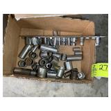 GROUP OF 1/2 IN DRIVE SOCKETS