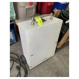 METAL TOOL BOX WITH WHEELS, 19 IN X 12 IN X 27 IN