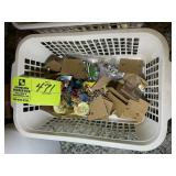 GROUP OF WOMENS COSTUME JEWELRY, MOSTLY EARRINGS