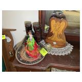 GROUP OF DECORATIVE ITEMS, WOODEN STATUE, FIGURINE