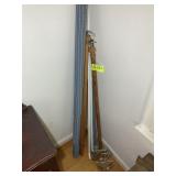GROUP OF CURTAIN RODS AND FABRIC