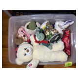 TOTE WITH MISC STUFFED ANIMALS