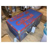 RED AND BLUE MEDIUM SIZE TRUNK