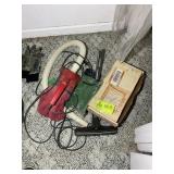 DIRT DEVIL HANDHELD VACUUM