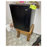 KENMORE MINI FRIDGE ON STAND