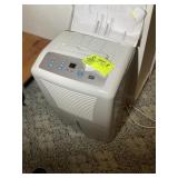 GE DEHUMIDIFIER