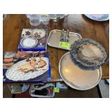 GROUP OF METAL SERVING TRAYS