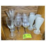 ASSORTED GROUP OF STEMMED GLASSWARE