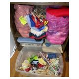 GROUP INCLUDING MISC FABRICS, SERGER THREAD SPOOLS