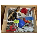 DRAWER WITH SPOON RESTS, FUNNELS, KITCHEN UTENSILS
