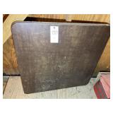 FOLDING CARD TABLE