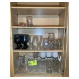 CABINET WITH ASSORTED GLASSWARE