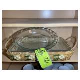 PAIR OF PYREX BAKING DISHES, ONE WITH CARRIER